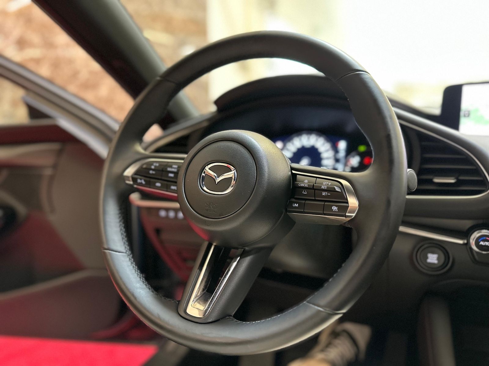 Mazda 3 LIM HOMURA AUTOM SHZ NAVI XENON