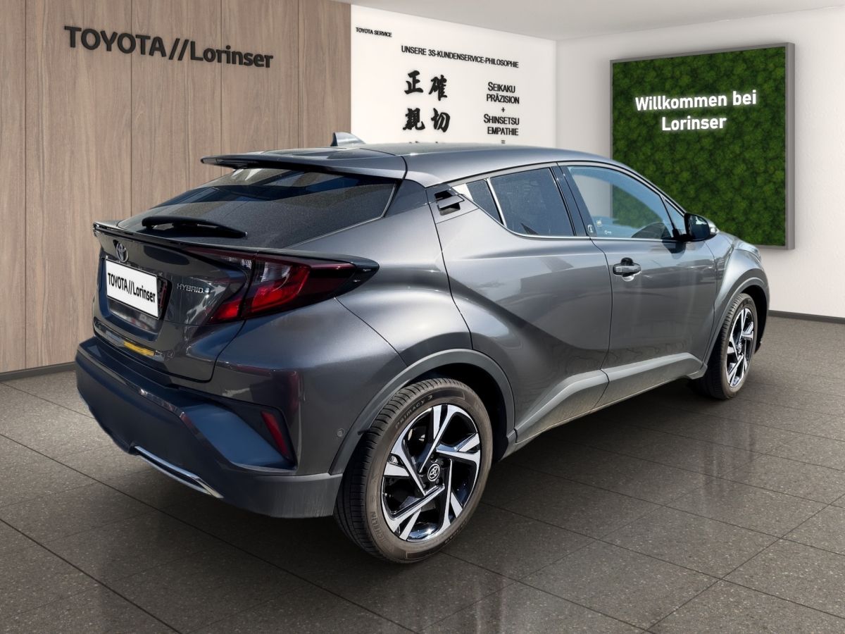 Toyota C-HR 2.0 - Samsaru's Car Outlet