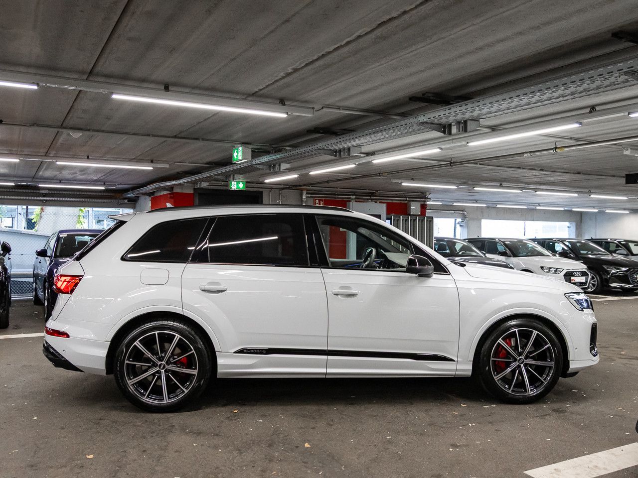 Audi Q7 SUV S line 50 TDI quattro tiptronic 7-sitzer