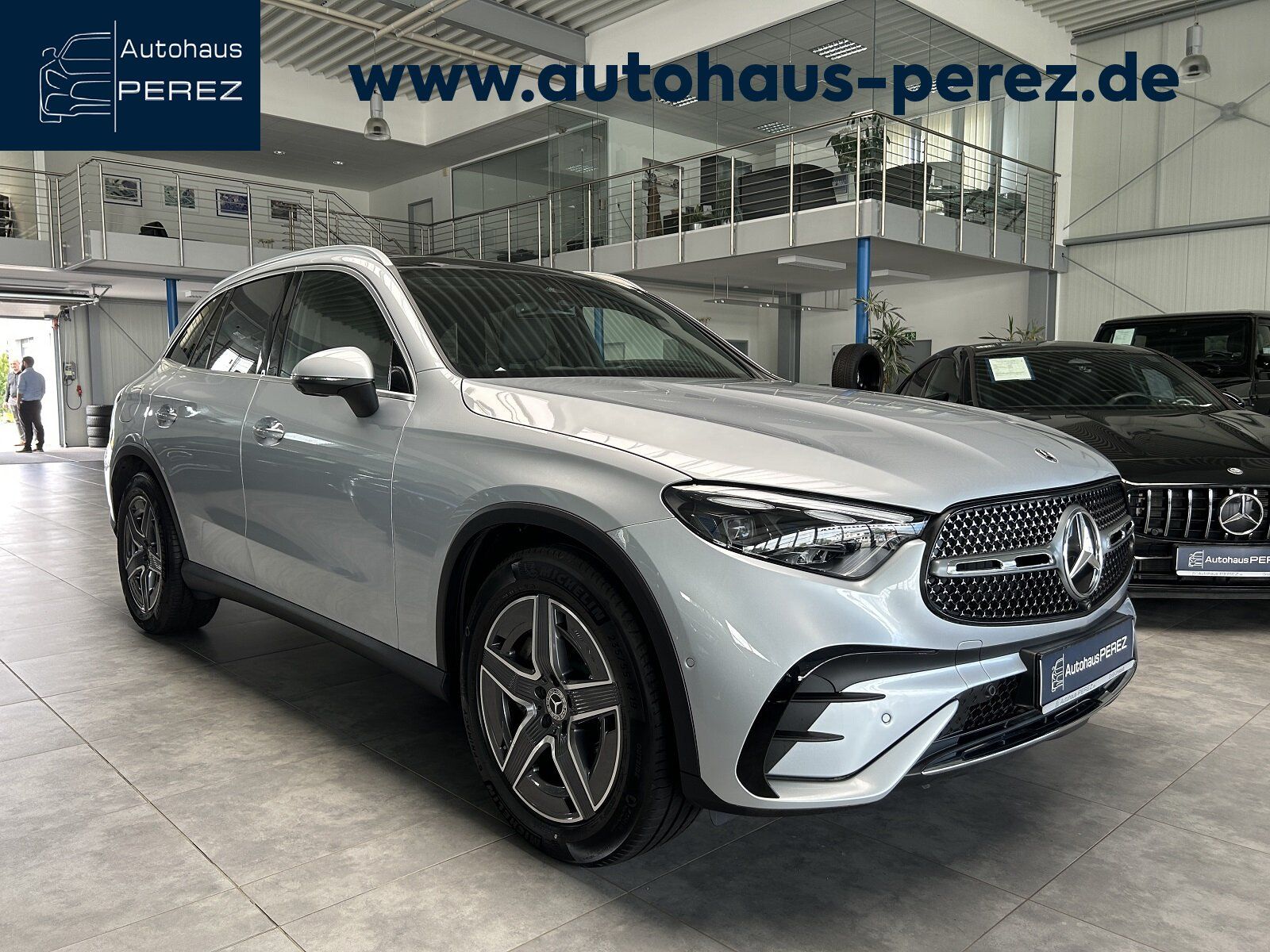 Mercedes-Benz GLC 300 4M AMG PREMIUM+ DISTR-PANO-BURMESTER-360