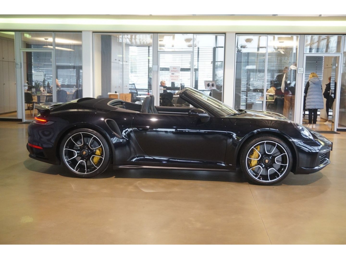 Porsche 911 Turbo S Cabrio*Burmester ACC Sport-AGA Lift
