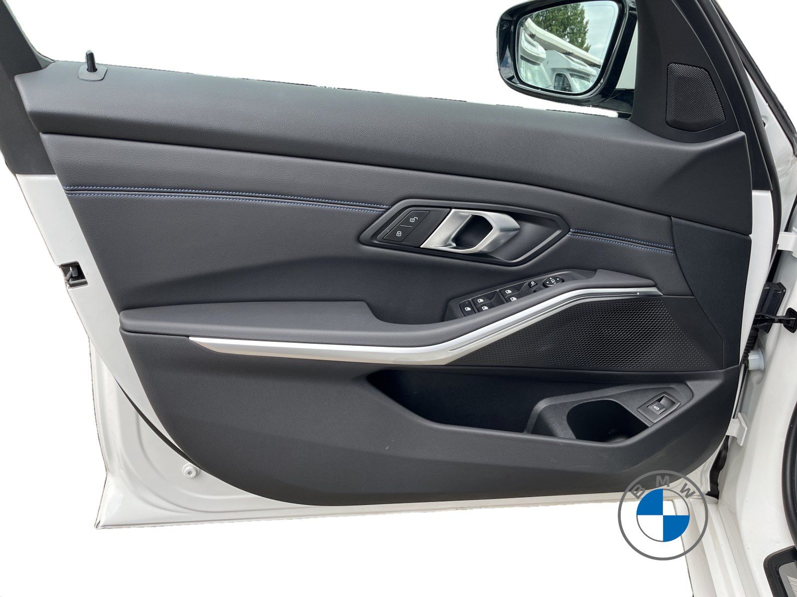 BMW 320d xDrive Touring M Sport AHK Pano LED