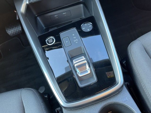 Audi A3 Sportback 40 TFSI e S-tronic S-line AHK LED