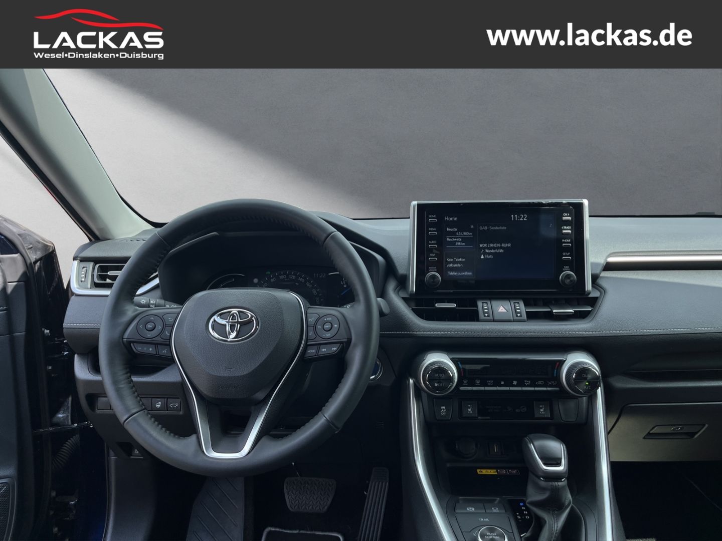 Toyota RAV 4 Hybrid 4x4 - Samsaru's Car Outlet