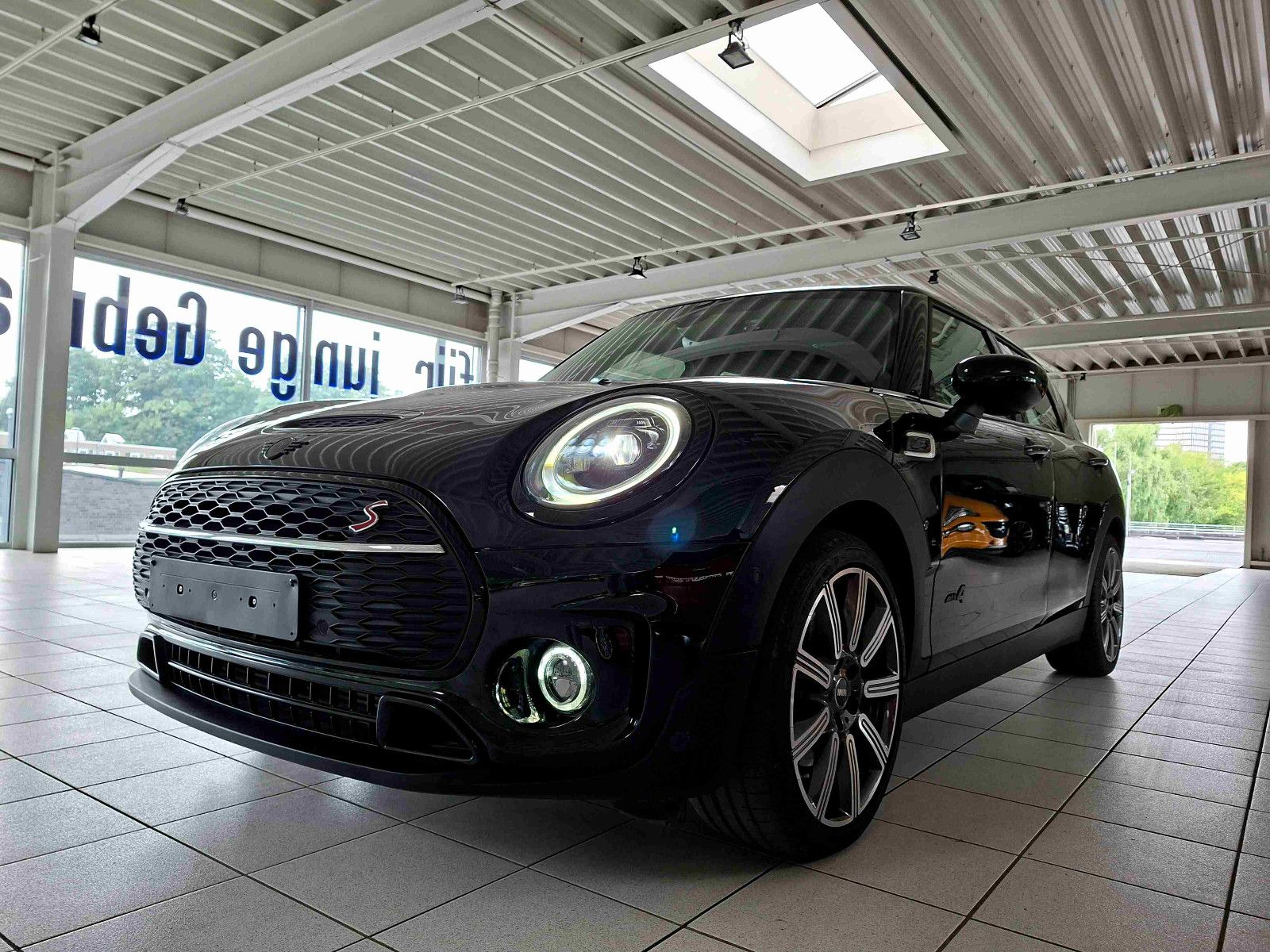 MINI Cooper S Clubman ALL4 - Samsaru's Car Outlet