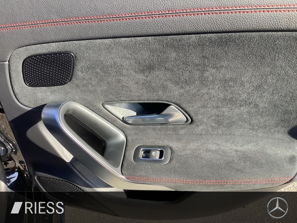 Mercedes-Benz CLA 35 AMG 4M - Samsaru's Car Outlet
