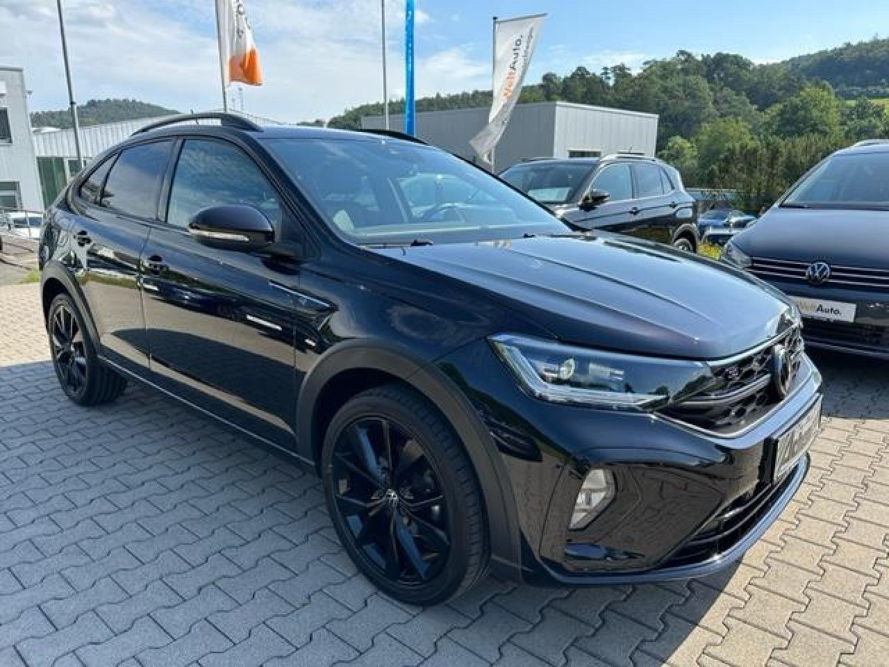 Volkswagen Taigo R-Line 1.0 TSI DSG - Samsaru's Car Outlet