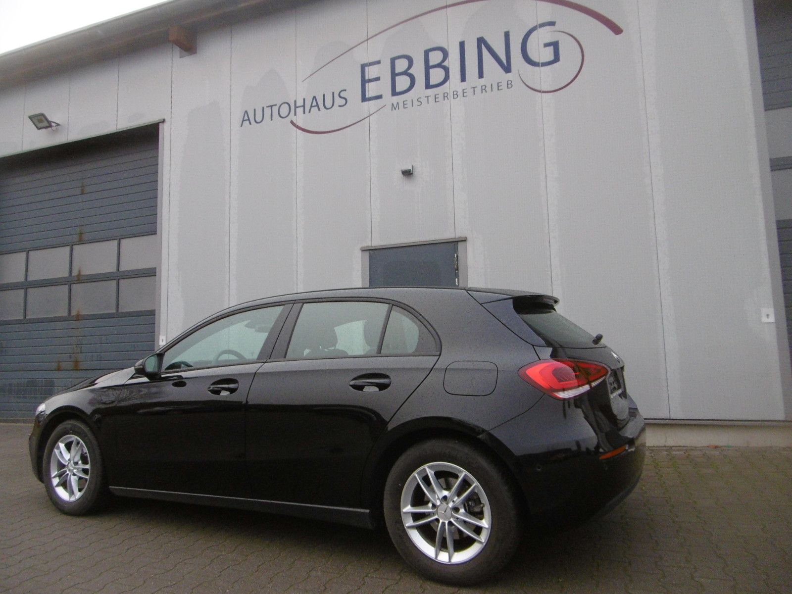 Mercedes-Benz A 180 A -Klasse - Samsaru's Car Outlet