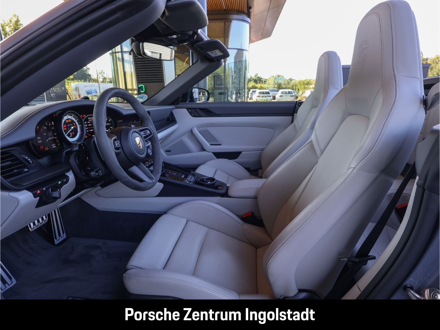 Porsche 992 911 Carrera 4 GTS Cabriolet BOSE Matrix-LED