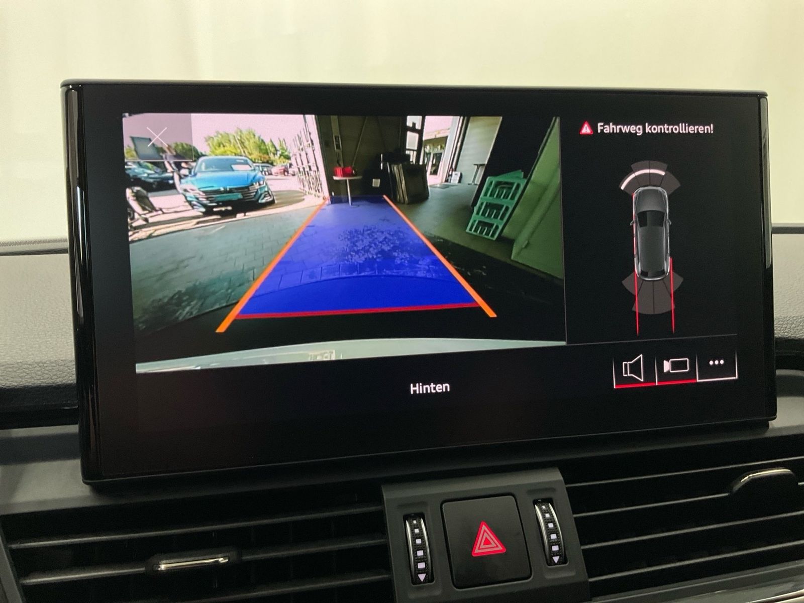 Audi Q5 S-LINE BLACK 40TDI S-TRONIC - Samsaru's Car Outlet