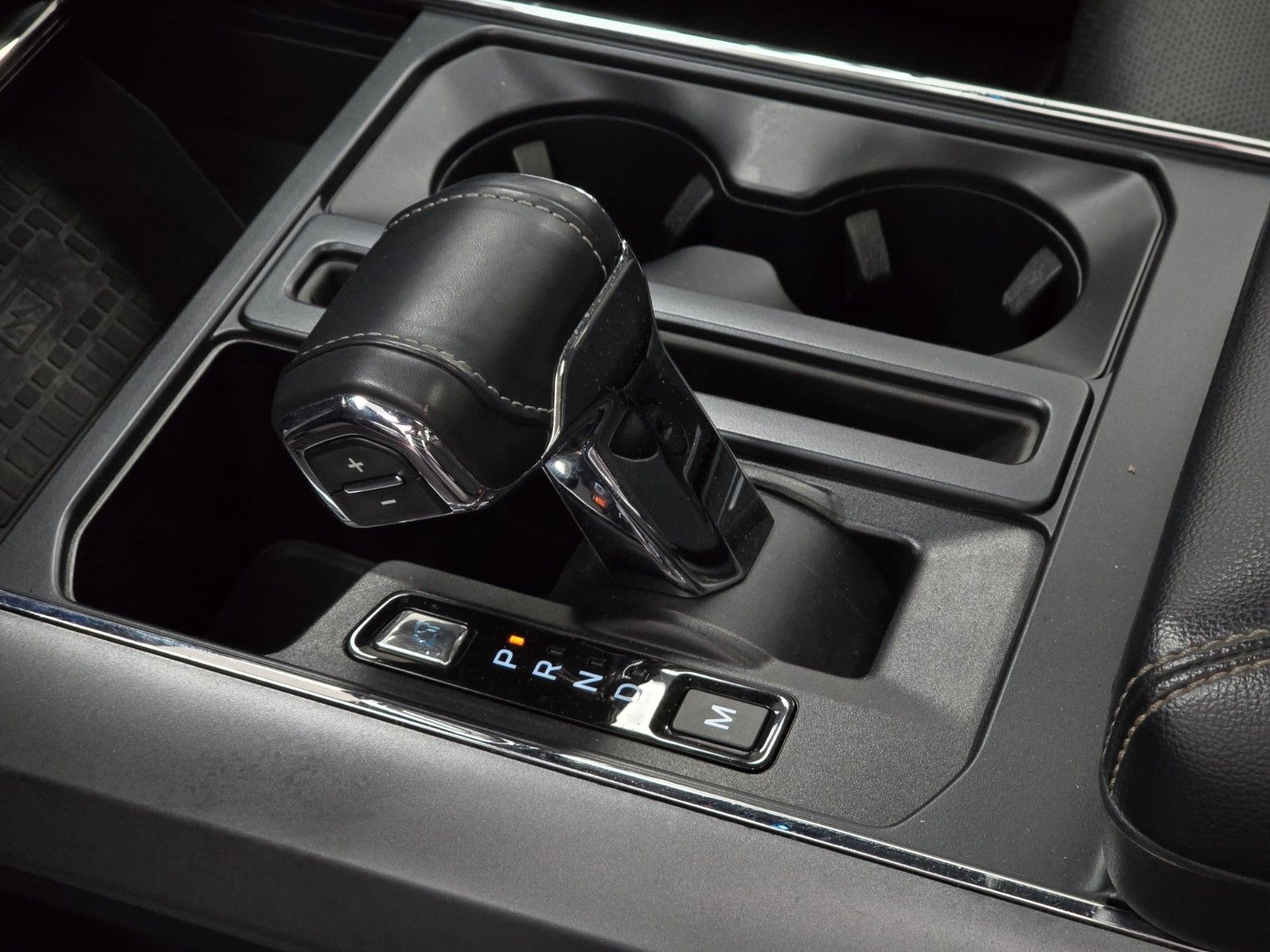 Ford F 150 Lariat - Samsaru's Car Outlet