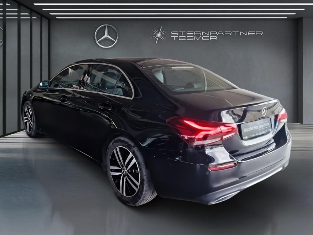 Mercedes-Benz A 200 Limousine - Samsaru's Car Outlet