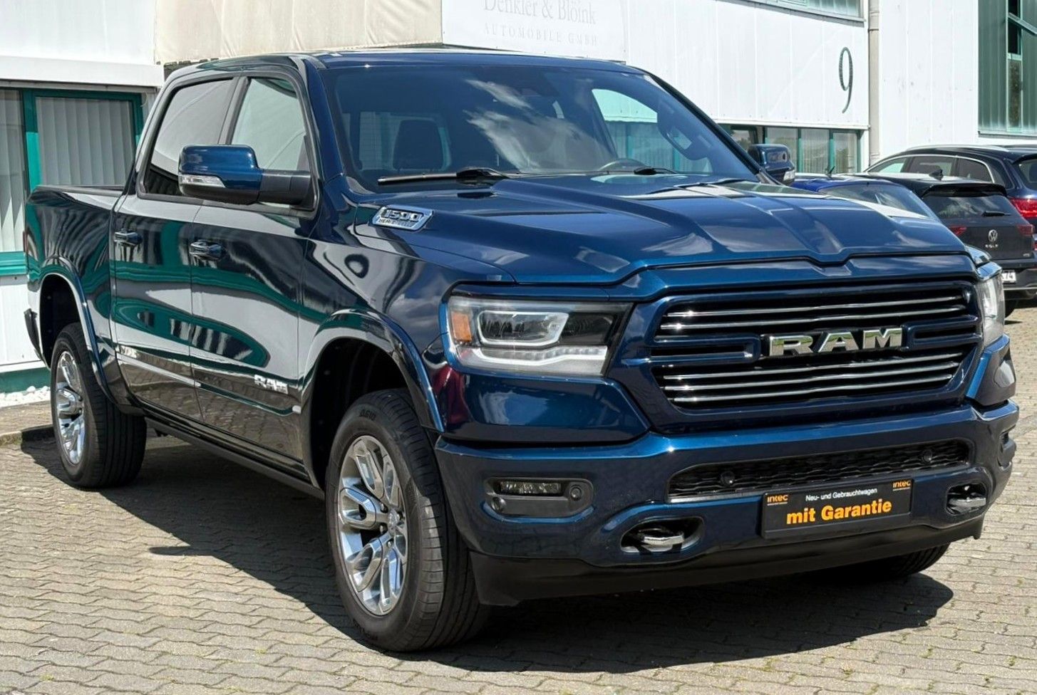 Dodge RAM 1500 4x4 Laramie 5.7l Crew Memory,Pano,Sound