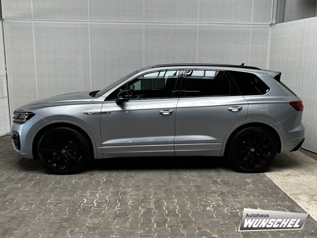 Volkswagen Touareg 4.0 V8 TDI R-Line - Samsaru's Car Outlet