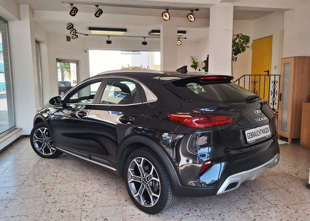 Kia XCeed Vision - Samsaru's Car Outlet