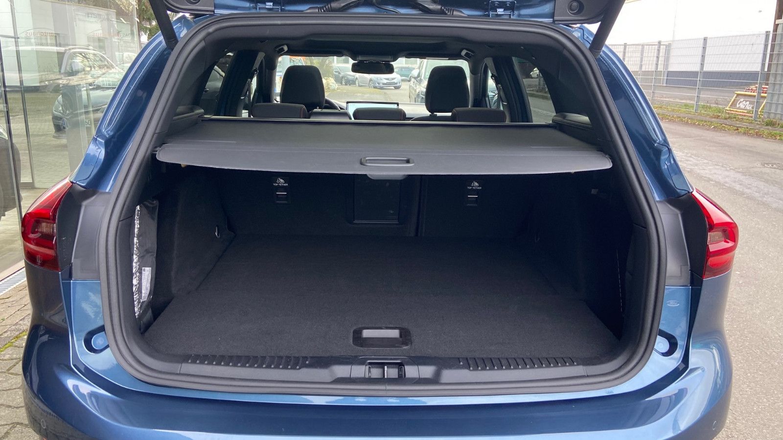 Ford Focus Turnier ST-Line X, Styling*PANO*Matrix-LED