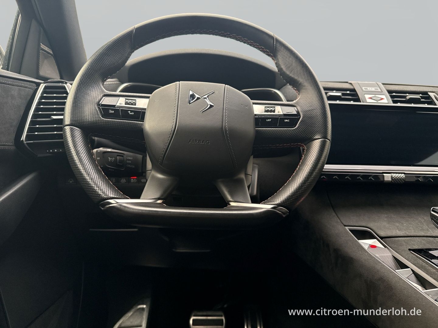 DS Automobiles DS7 E-Tense 4x4 300  Performance Line + HiFi-FOC
