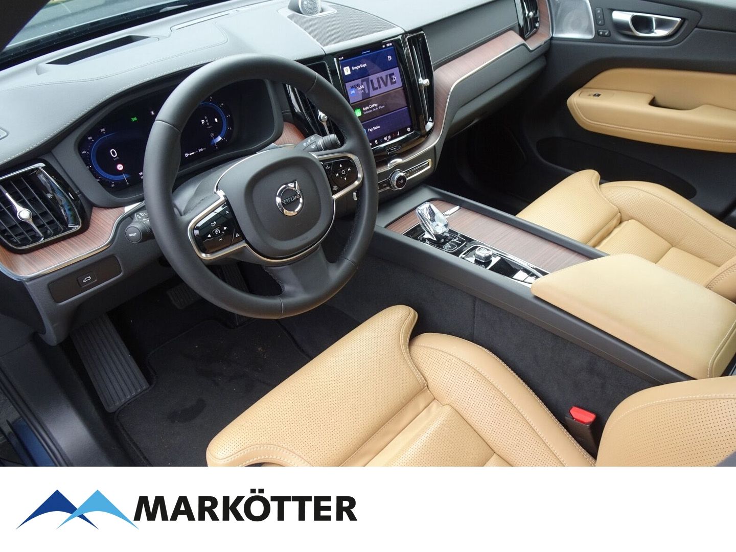 Volvo XC60 B4 AWD Ultimate Dark - Samsaru's Car Outlet
