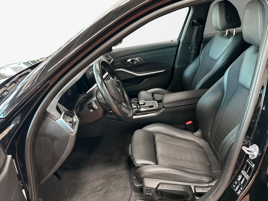 BMW 330i Touring xDrive Sport Line - Samsaru's Car Outlet