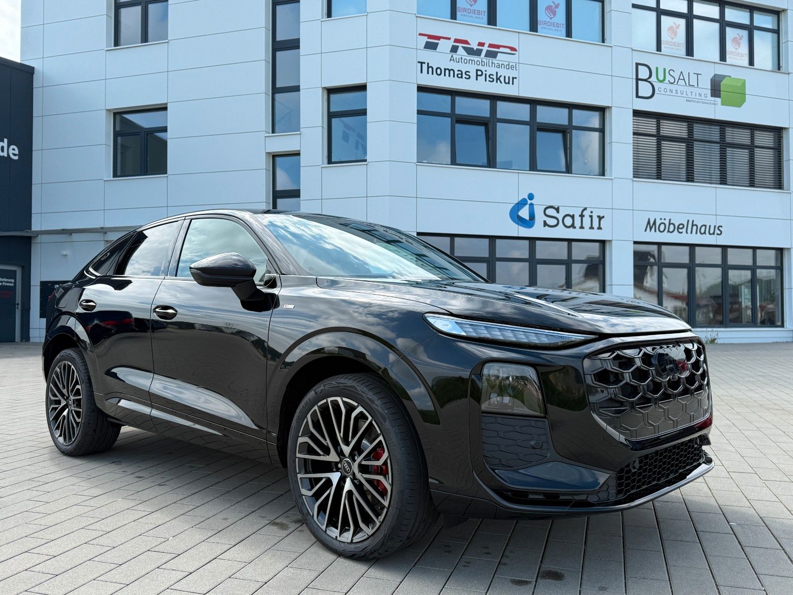 Audi Q3 Sportback S-LINE quattro+AHK+PANO+SONOS