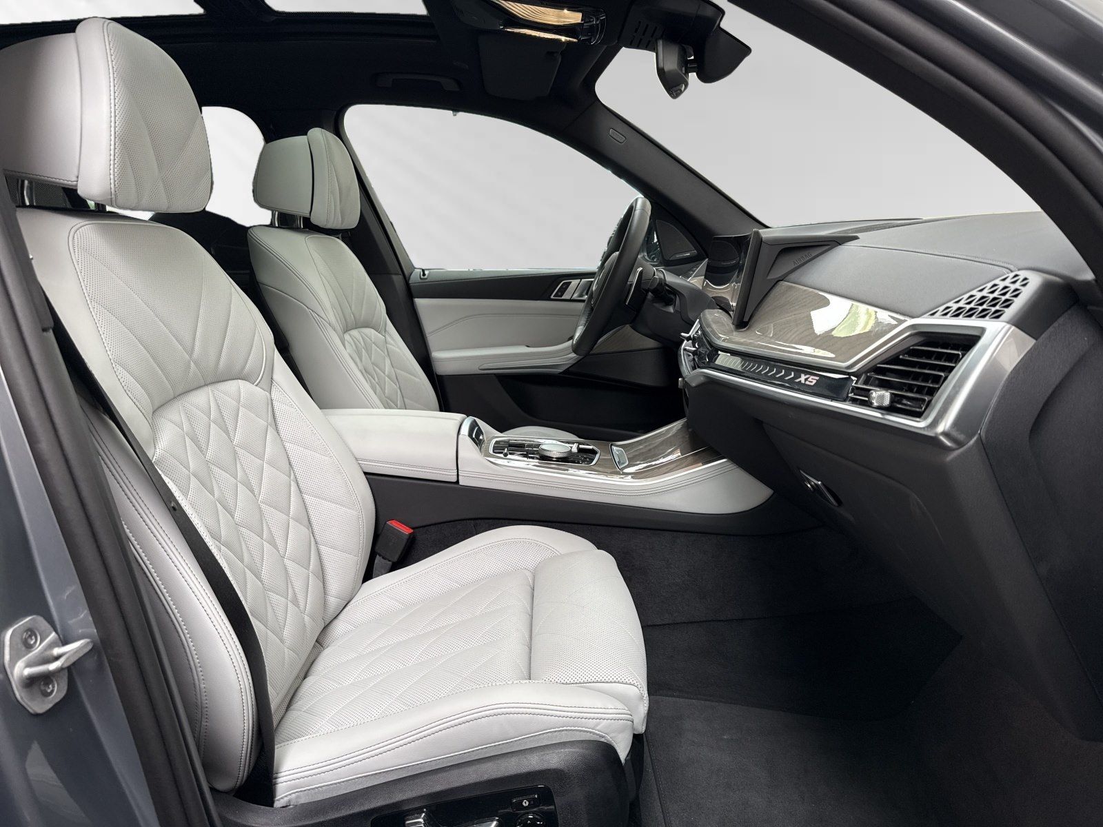 BMW X5 xDrive50e M Sport|AHK|SkyLounge|Autobahnass.