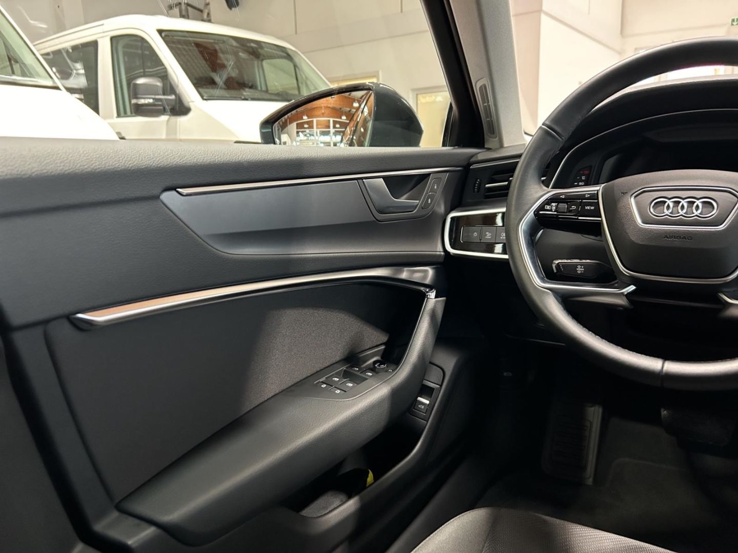 Audi A6 allroad 55 TFSI quattro - Samsaru's Car Outlet