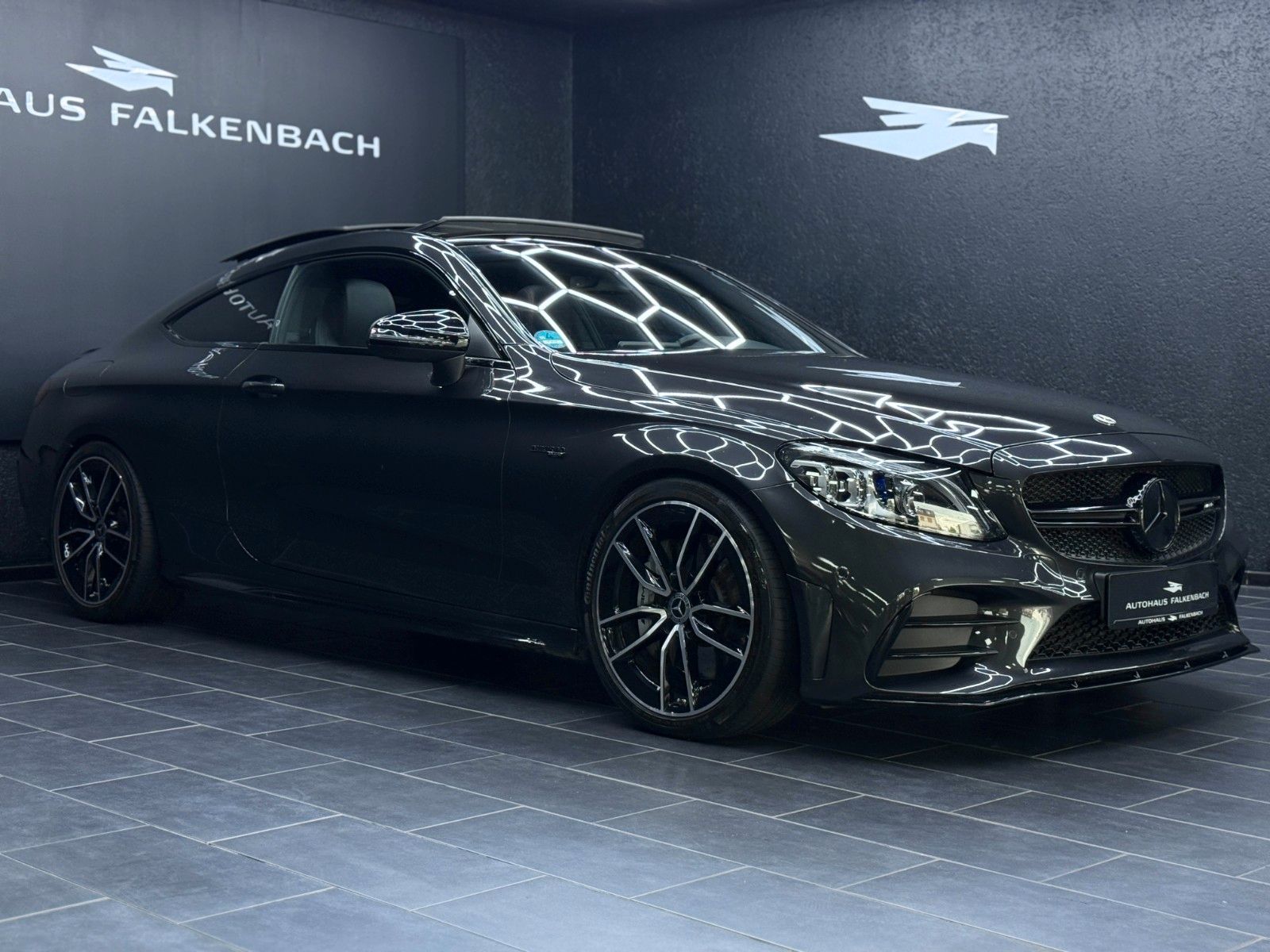 Mercedes-Benz C43 COUPE AMG - Samsaru's Car Outlet