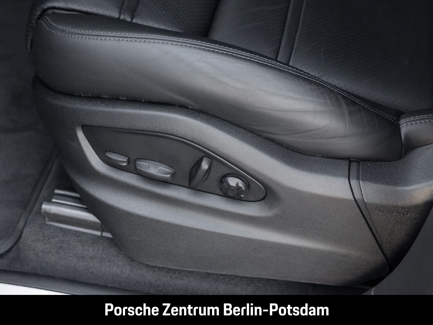 Porsche Cayenne E-Hybrid Coupe BOSE Panorama LED-Matrix