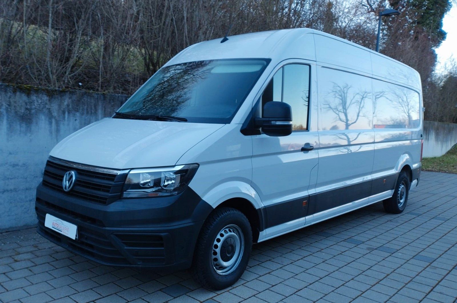 Volkswagen Crafter Kasten Kasten 35 lang Hochdach FWD