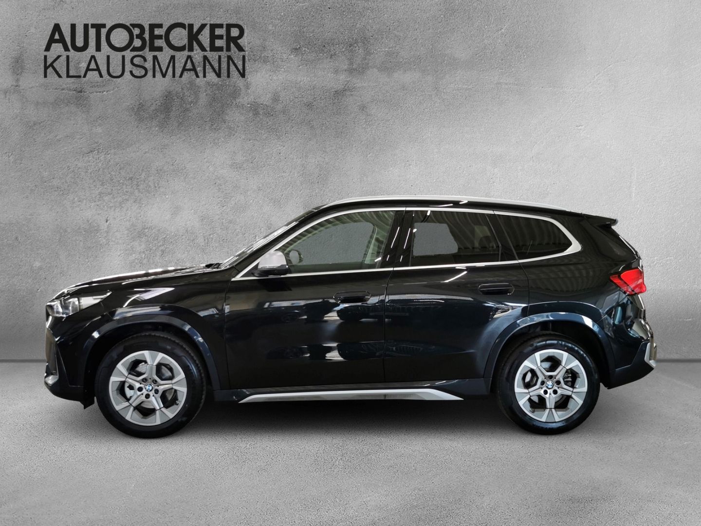 BMW X1 xDRIVE 20d xLine - Samsaru's Car Outlet