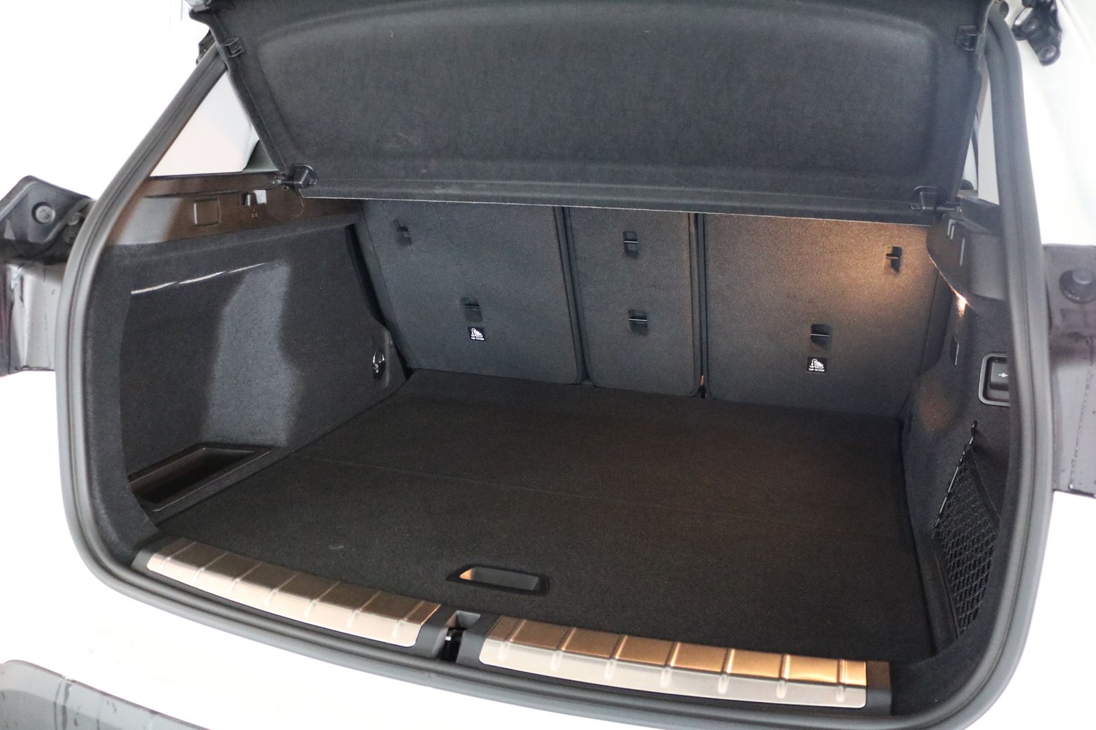 BMW X1 xDrive25e Advantage - Samsaru's Car Outlet