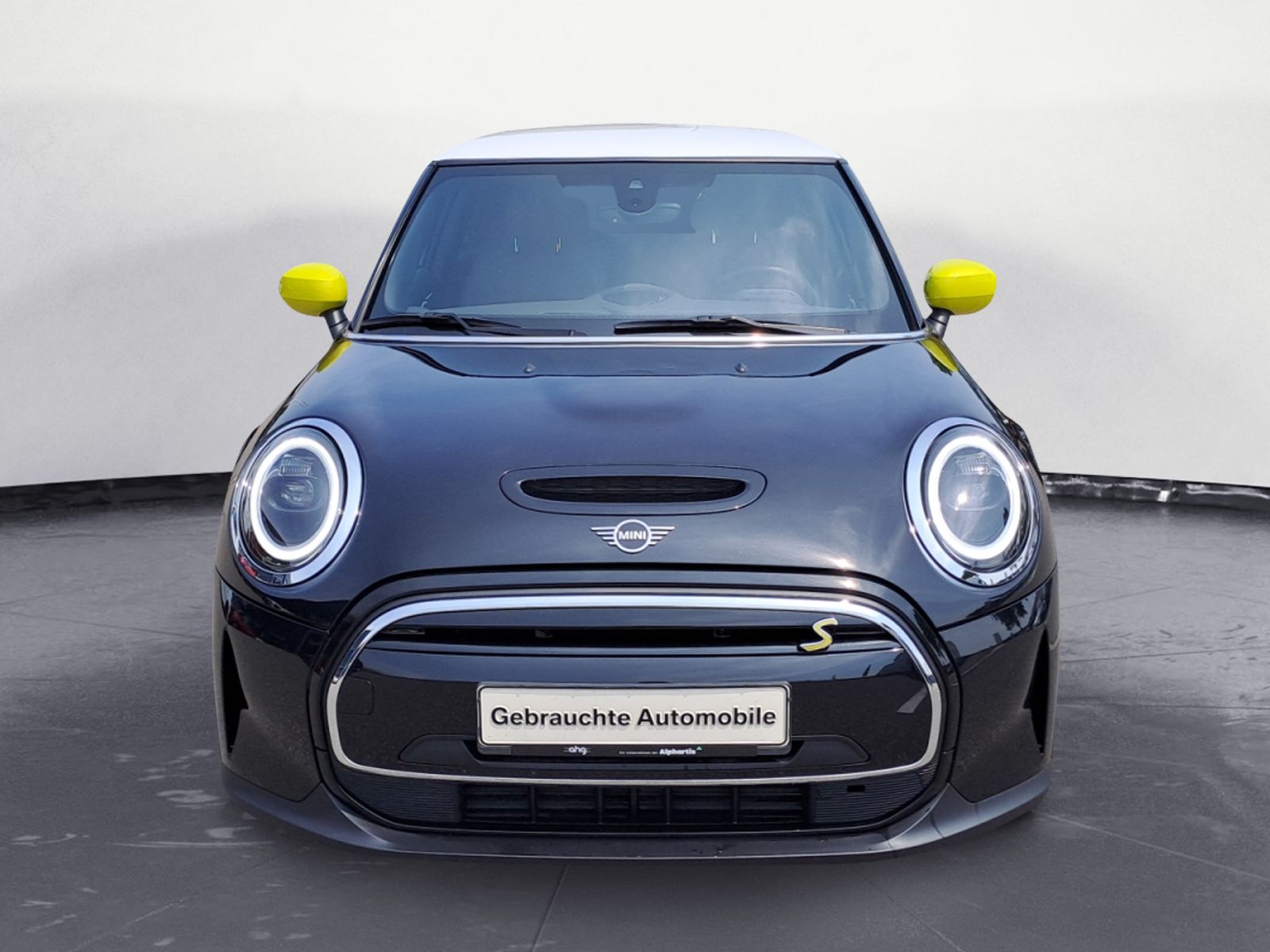 MINI Cooper SE - Samsaru's Car Outlet