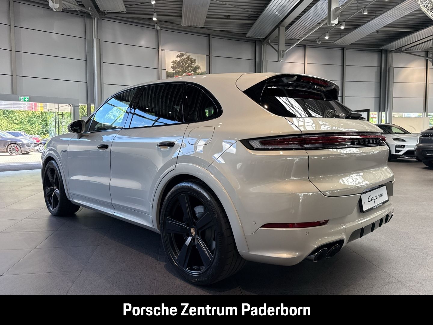Porsche Cayenne E-Hybrid HA-Lenkung Nachtsicht InnoDrive