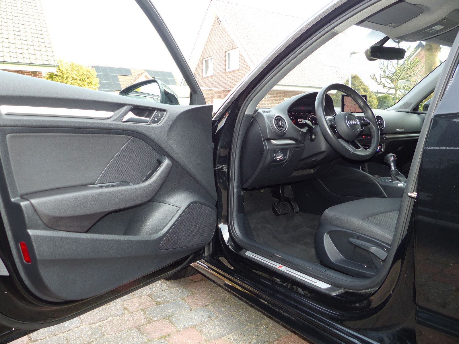 Audi A3 S-Line S-Tron - Samsaru's Car Outlet