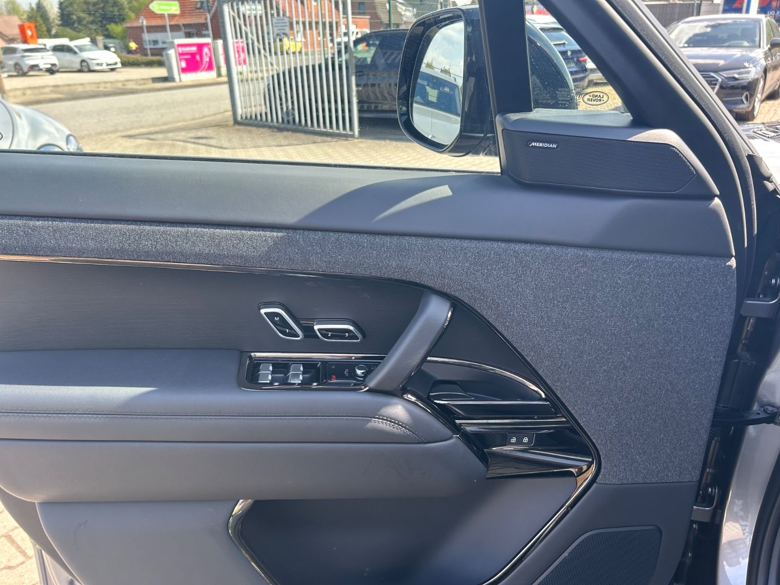Range Rover Sport Autobiography - Samsaru's Car Outlet