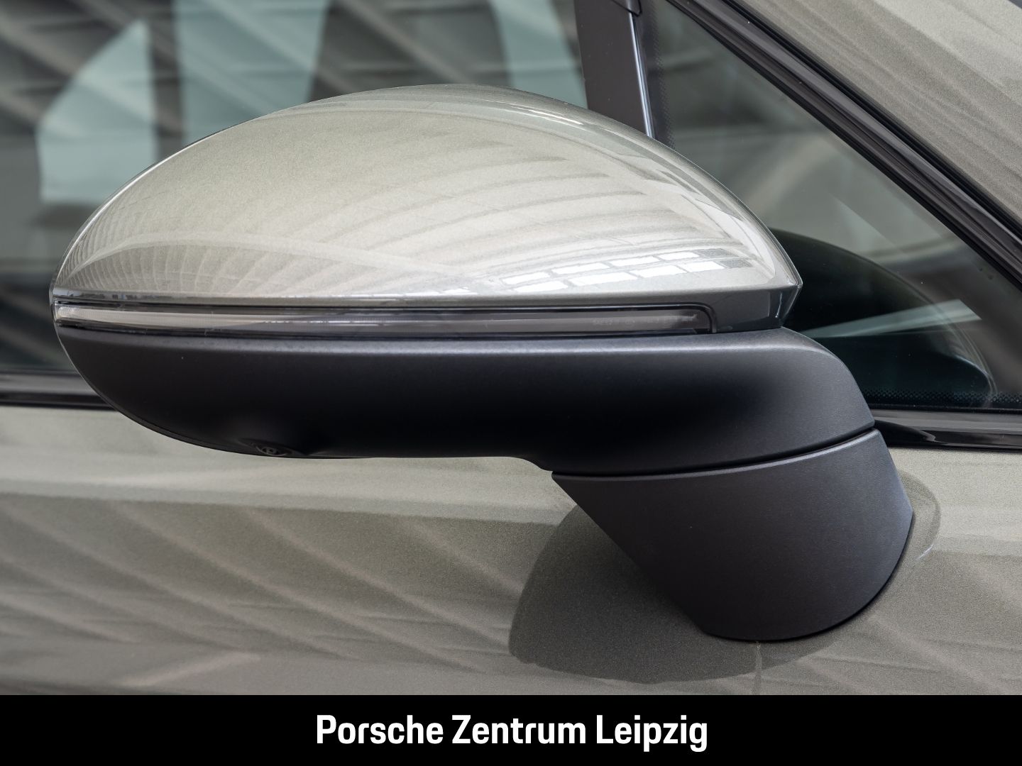 Porsche Macan 4S Vollleder Inno Luft HA-Lenkung AR-HUD B