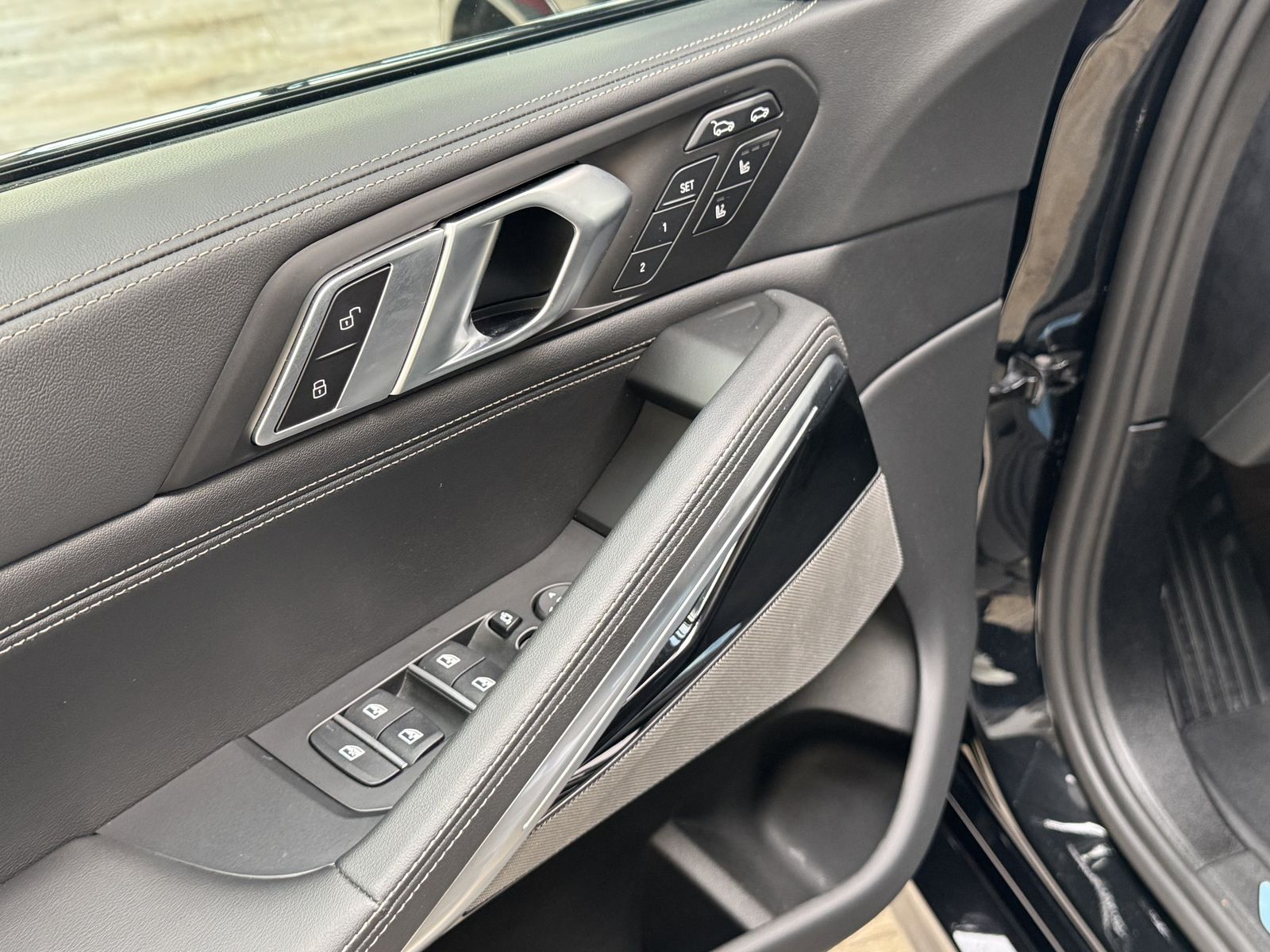 BMW X6 xDrive40d M Sport Pro 22Zoll AHK Massage ACC