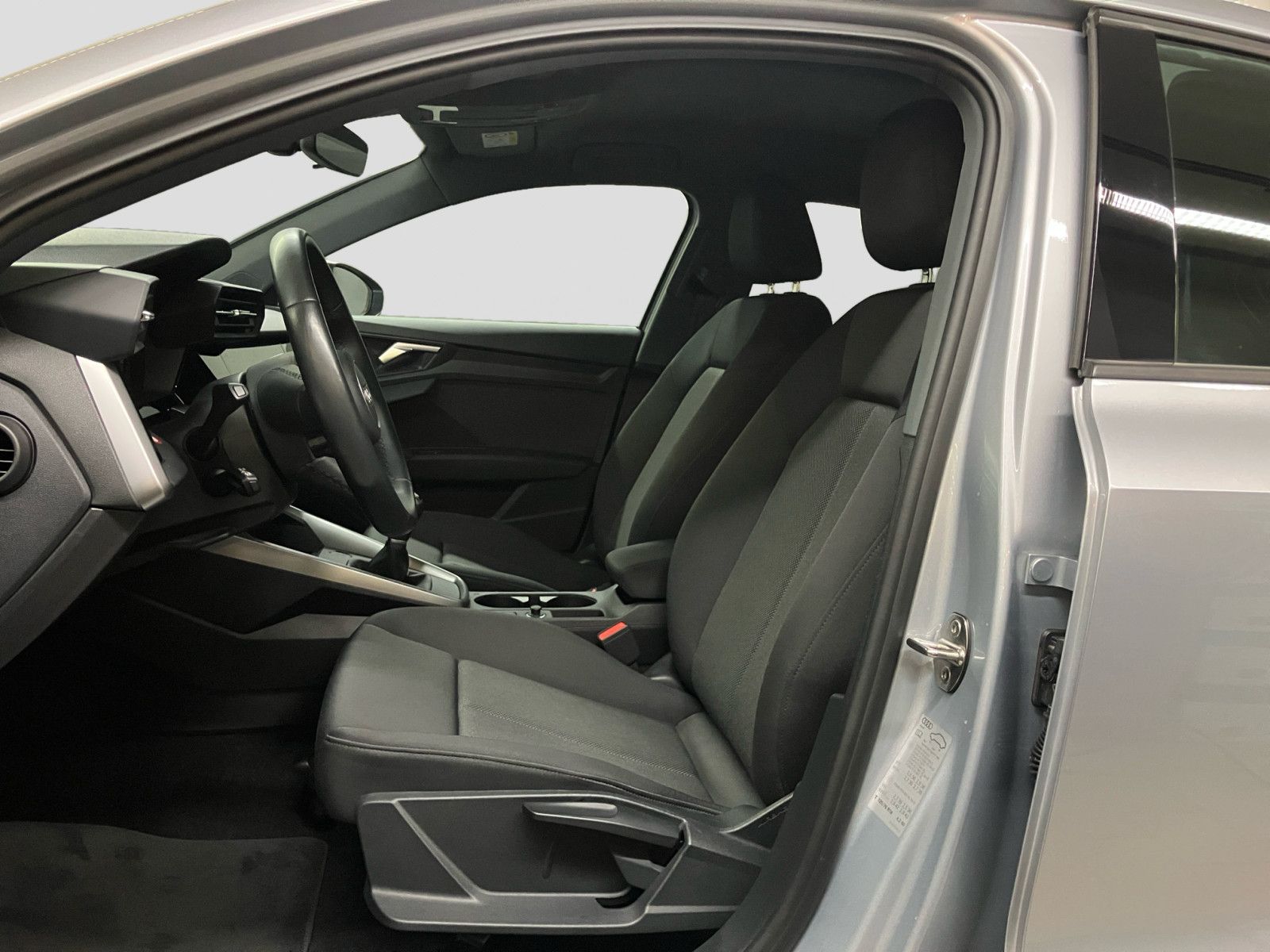 Audi A3 Sportback 35 TFSI advanced - Samsaru's Car Outlet