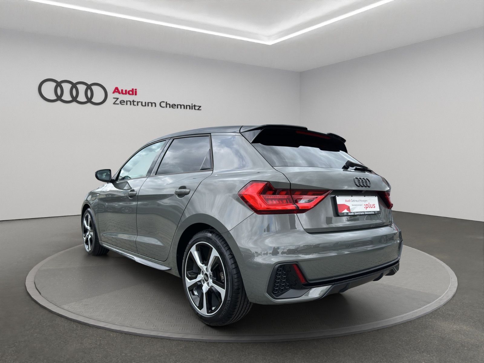 Audi A1 Sportback 30 TFSI S tr. - Samsaru's Car Outlet