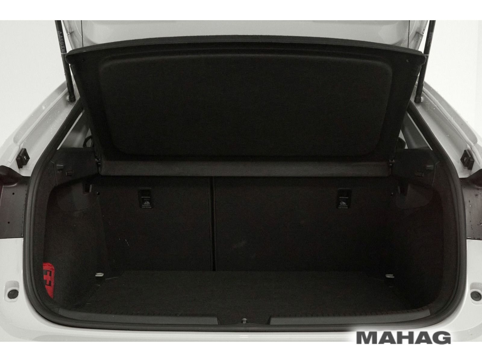 Volkswagen Taigo 1.0 TSI LIFE - Samsaru's Car Outlet