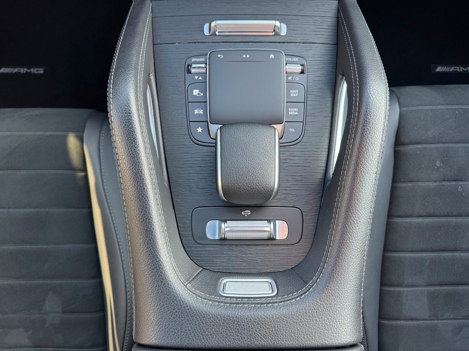 Mercedes-Benz GLE 300 d AMG BURM+AHK+AIRM+PANO+MEMORY+21"