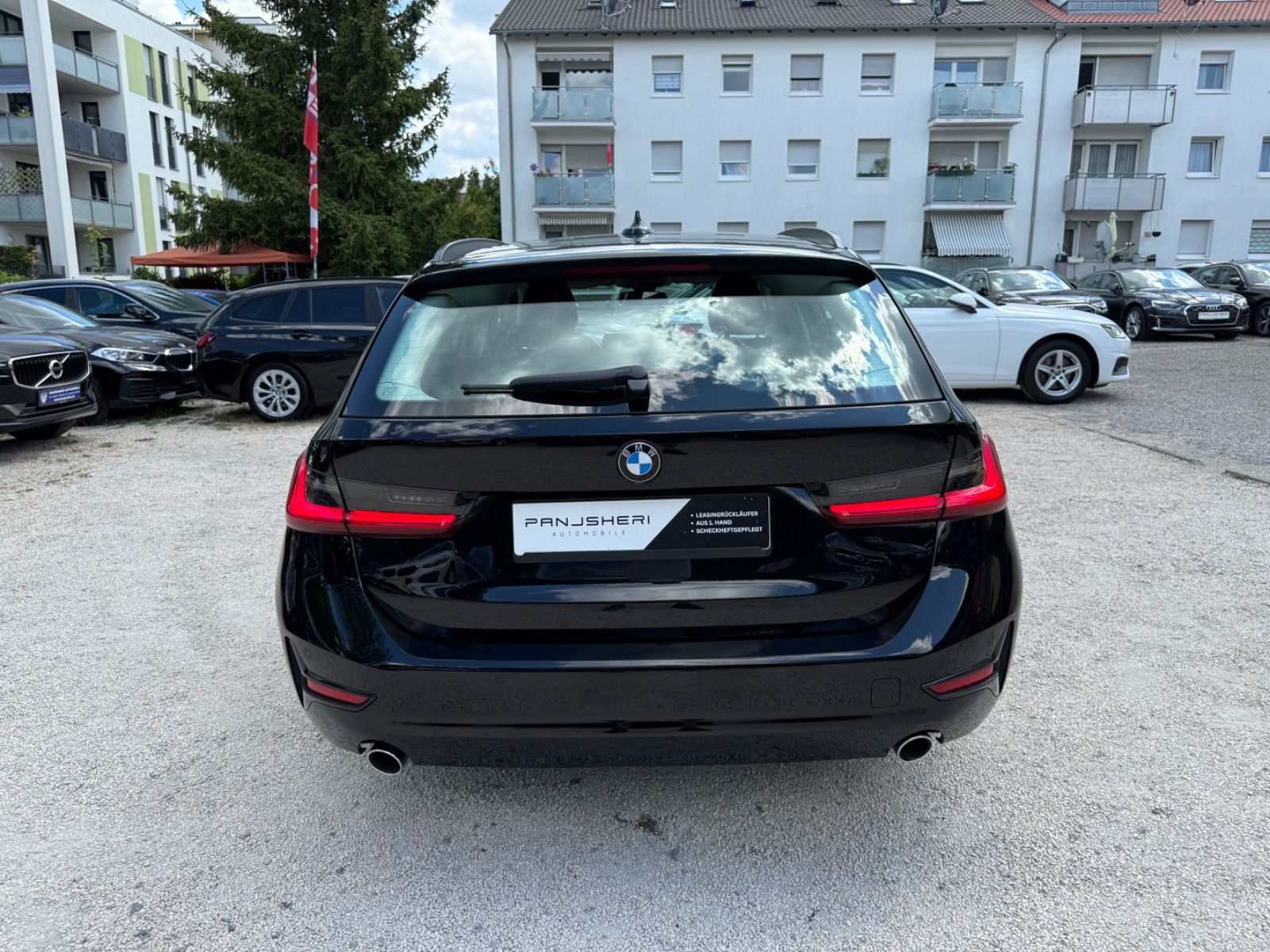 BMW 318d Touring Advantage - Samsaru's Car Outlet