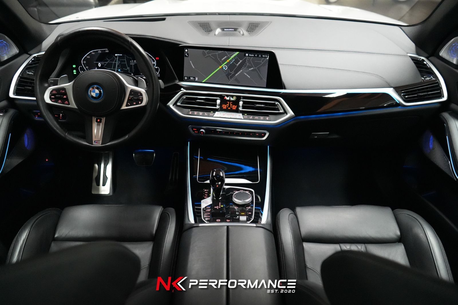 BMW X5 xDrive 45 e M Sport / M-SITZE / B&W / PANO