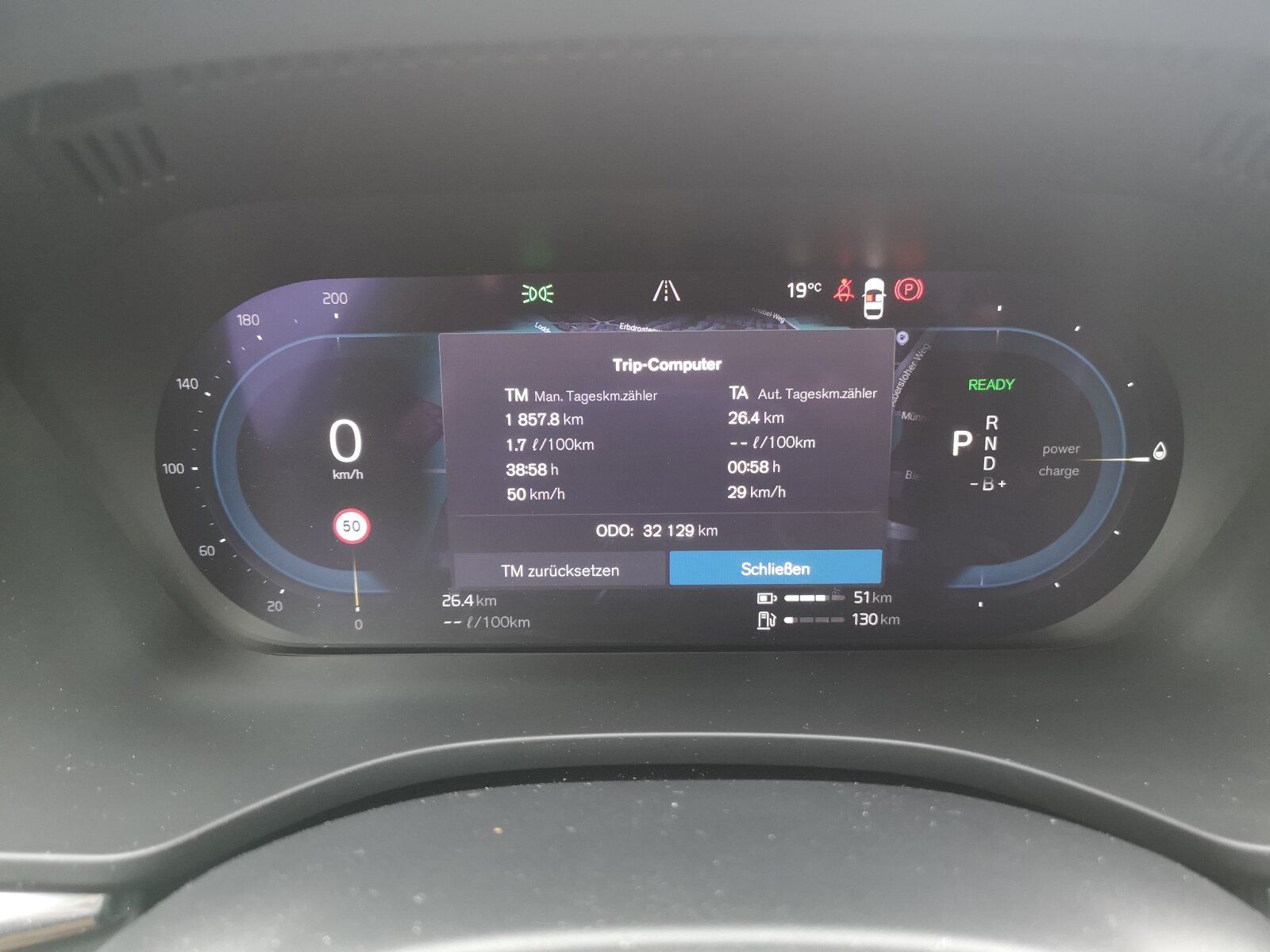 Volvo XC60 Recharge T6 Inscription - Samsaru's Car Outlet