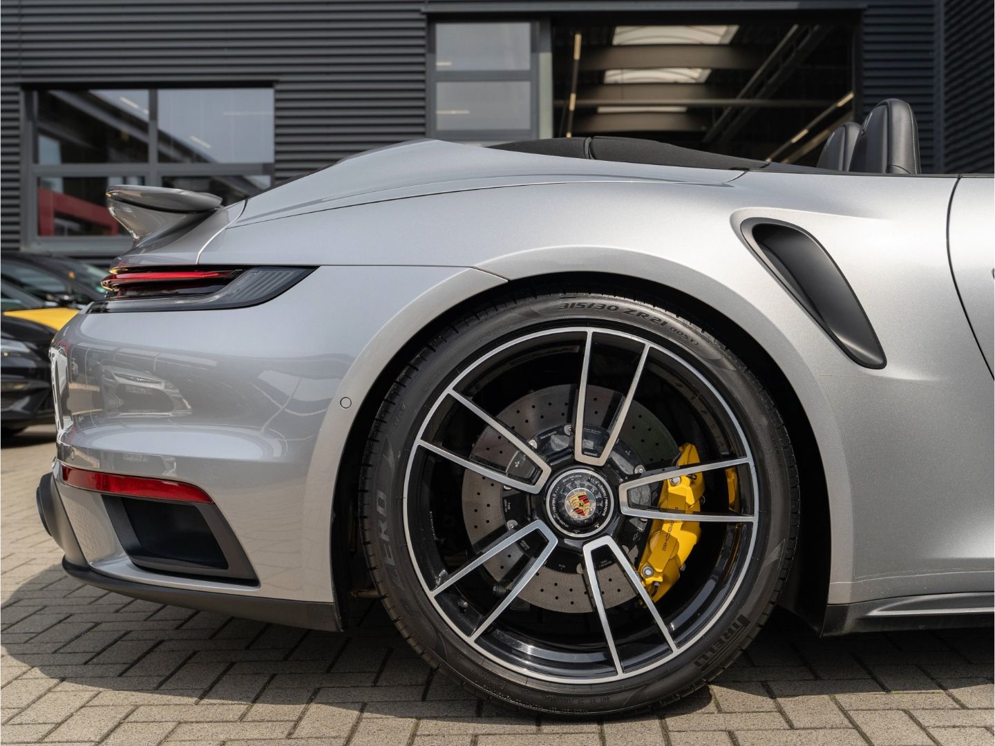 Porsche 911 Turbo S Cabriolet PASM -10mm  InnoDrive uvm.