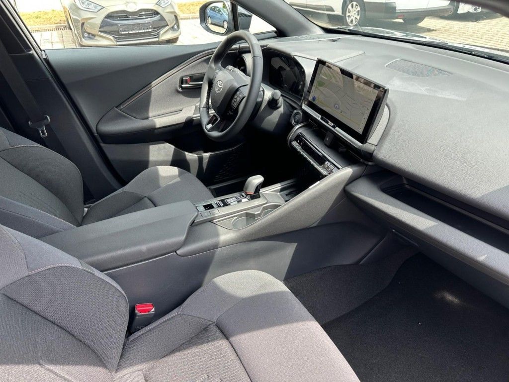 Toyota C-HR 1.8 Hybrid Teamplayer (AX2)
