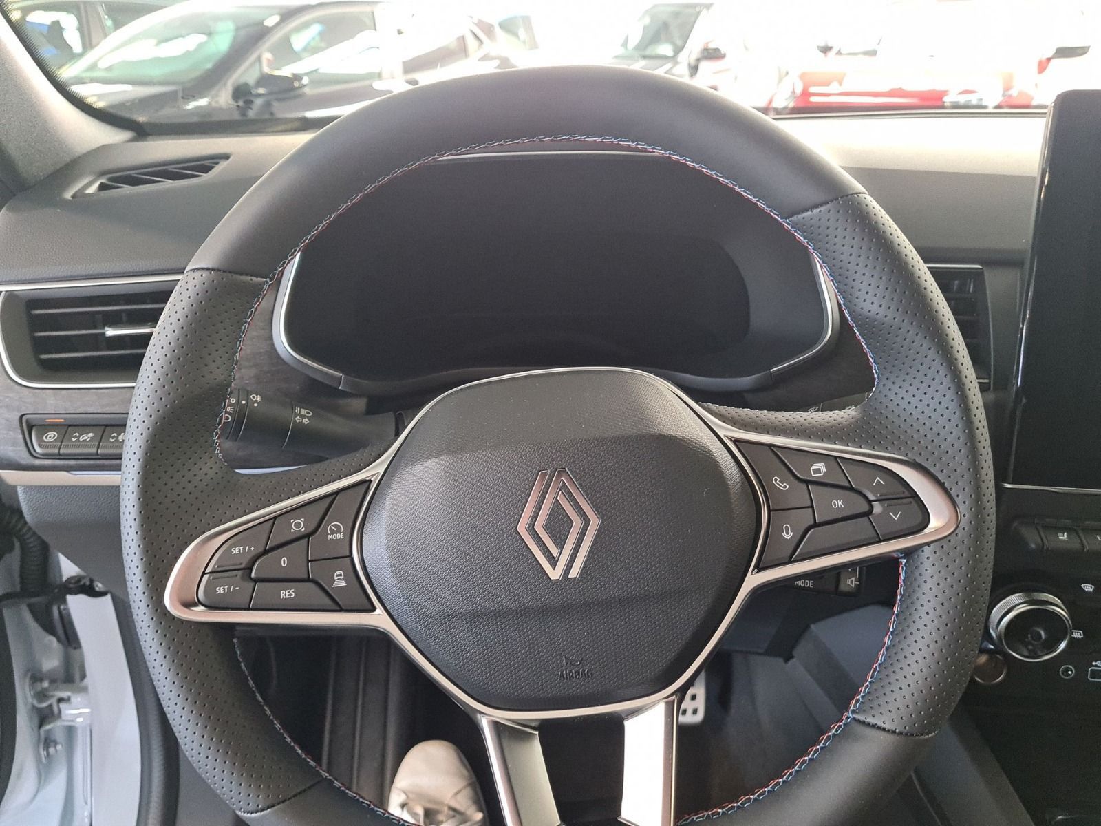 Renault ARKANA ESPRIT ALPINE Full Hybrid - Samsaru's Car Outlet
