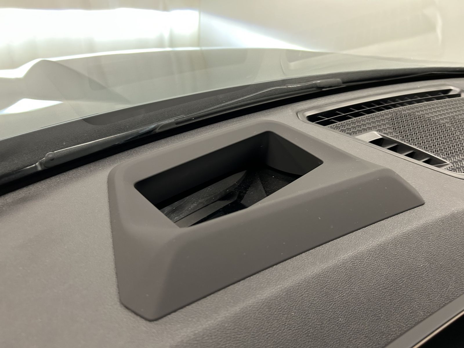 BMW X1 xDrive20d PA. Plus - Samsaru's Car Outlet