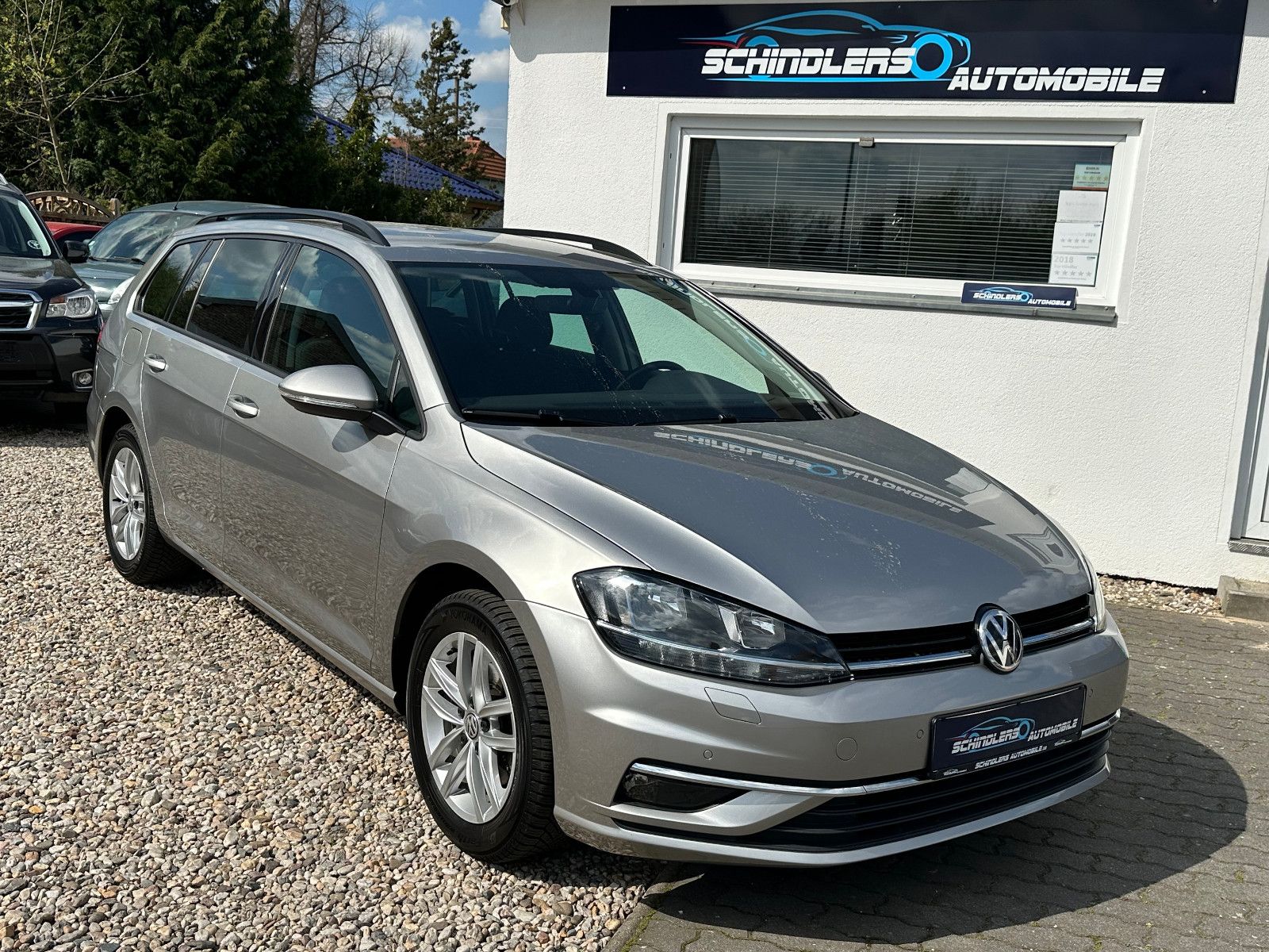 Volkswagen Golf VII Variant Comfortline DSG - Samsaru's Car Outlet