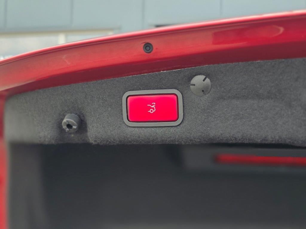 Mercedes-Benz C 200 d Avantgarde - Samsaru's Car Outlet